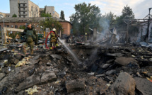 Nouvelle attaque "massive" russe sur l'Ukraine, Zelensky à Washington