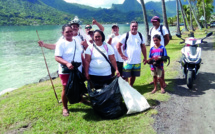 Moorea fait la chasse aux déchets