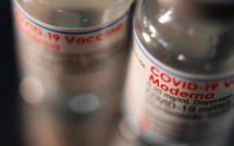 Covid-19: face à la reprise épidémique, début d'une nouvelle campagne vaccinale