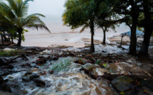 Tempête Philippe: la Guadeloupe déplore "quelques dégâts" sous les pluies diluviennes