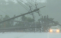 Taïwan: Le typhon Koinu provoque des vents record, des coupures d'électricité à Taïwan