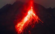 Indonésie: le volcan Marapi rejette des cendres à 2 km de hauteur