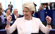 Reconduite à la tête de la Commission, von der Leyen promet "une Europe forte"