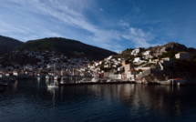 Dans les îles grecques, l'épineuse quête d'un "équilibre" touristique