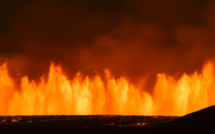 Eruptions en Islande: l'Europe survolée à haute altitude par des panaches de dioxyde de soufre