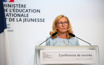 Ministre en sursis, Belloubet trace un cap en pointillé pour l'Education nationale