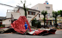 Le Japon frappé par un typhon extrêmement puissant, des victimes et des dégâts