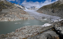 Fonte massive des glaciers suisses malgré un hiver très neigeux