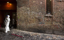 La ville de Seattle nettoie son célèbre mur de chewing-gums
