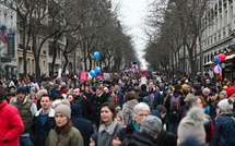 50 ans après la loi Veil, les anti-IVG "marchent pour la vie"