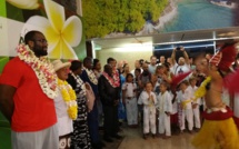 Le champion Teddy Riner accueilli par ses nombreux fans à Tahiti