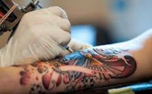 La nouvelle vie des tatouages tribaux d'Indonésie