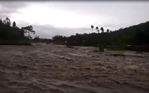 Fortes pluies : des vidéos impressionnantes de la Taharuu et de Rangiroa