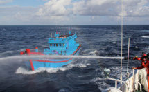 Des bateaux de pêches taïwanais essuient des tirs dans les eaux indonésiennes