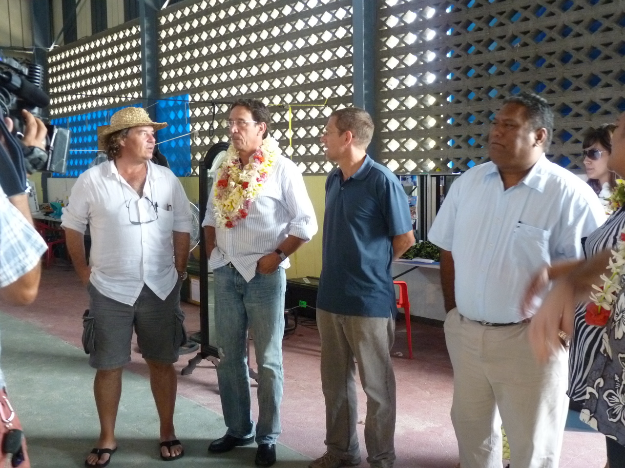 Olivier Helie, directeur de production, Philippe Gomez, Philip Boeffard et Gérard Terii.JPG